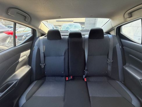 Used 2025 Nissan Versa SV FWD image 36