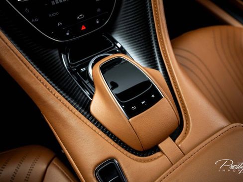 Used 2020 Aston Martin DB11 AMR image 37