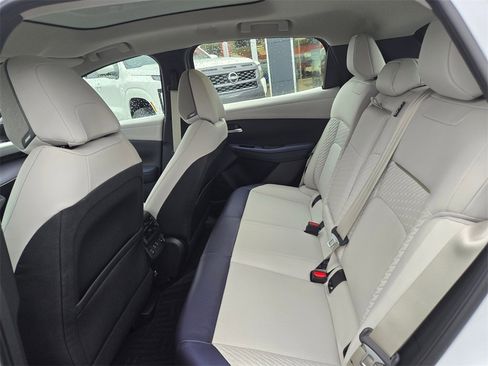 New 2026 Nissan Leaf Platinum+ image 6