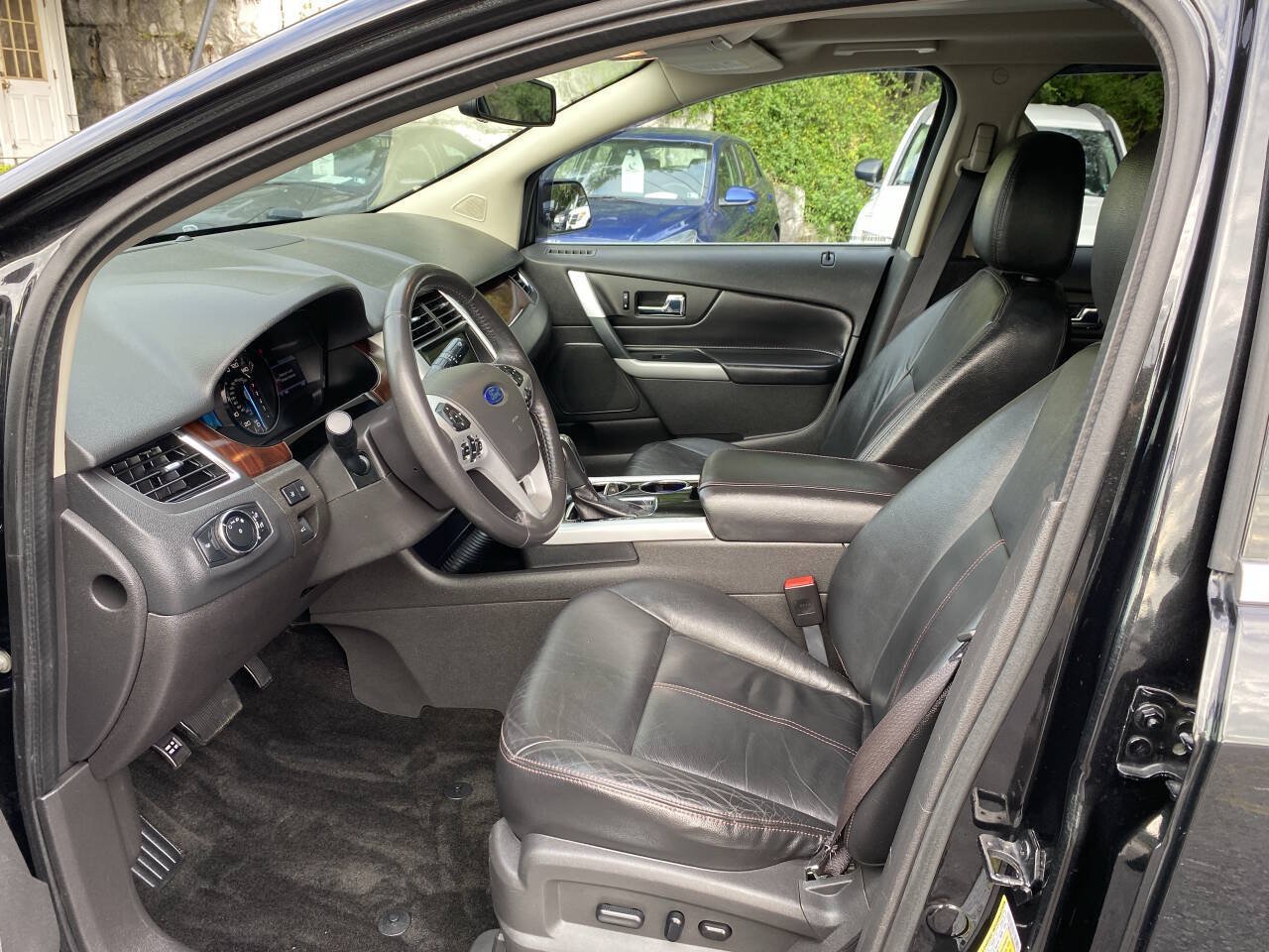 Used 2014 Ford Edge Limited w/ Equipment Group 301A AWD/4WD image 10
