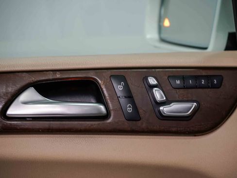 Certified 2017 Mercedes-Benz GLE 350 image 20