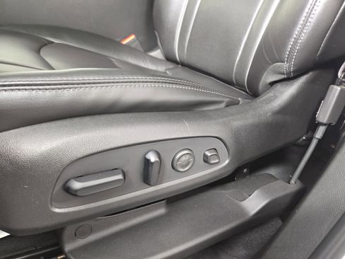 Certified 2021 Buick Enclave Avenir w/ Avenir Technology Package image 33