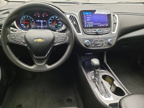 Used 2023 Chevrolet Malibu LS FWD image 22