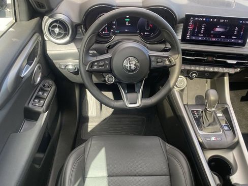 Used 2024 Alfa Romeo Tonale Ti image 42