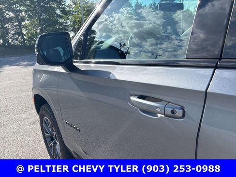 Used 2022 Chevrolet Tahoe Z71 w/ Luxury Package image 10