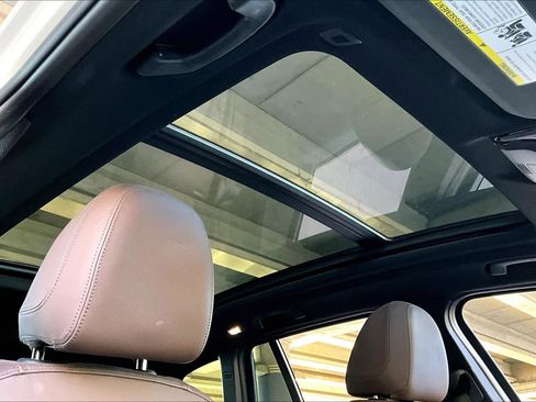 Used 2020 BMW X3 sDrive30i w/ Premium Package image 13