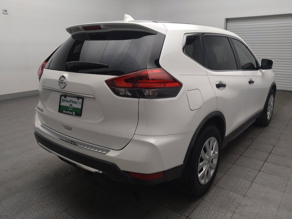 Used 2017 Nissan Rogue S FWD image 9