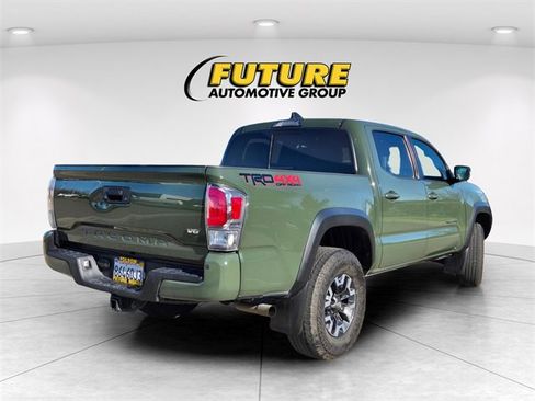 Used 2022 Toyota Tacoma TRD Off-Road image 4