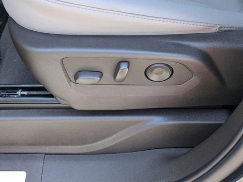 Used 2023 Chevrolet Tahoe Z71 w/ Z71 Off-Road Package image 23