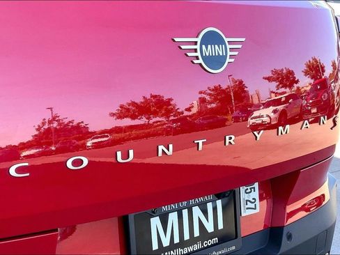 Certified 2025 MINI Cooper Countryman S w/ Comfort Package Max AWD/4WD image 9
