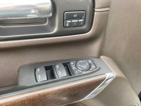 Certified 2022 GMC Sierra 2500 Denali w/ Denali Ultimate Package image 18