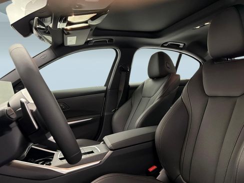 New 2026 BMW 330i Sedan w/ M Sport Package image 5