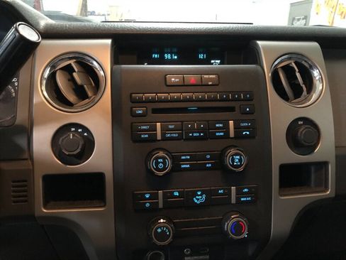 Used 2011 Ford F150 XLT w/ XLT Chrome Pkg image 11