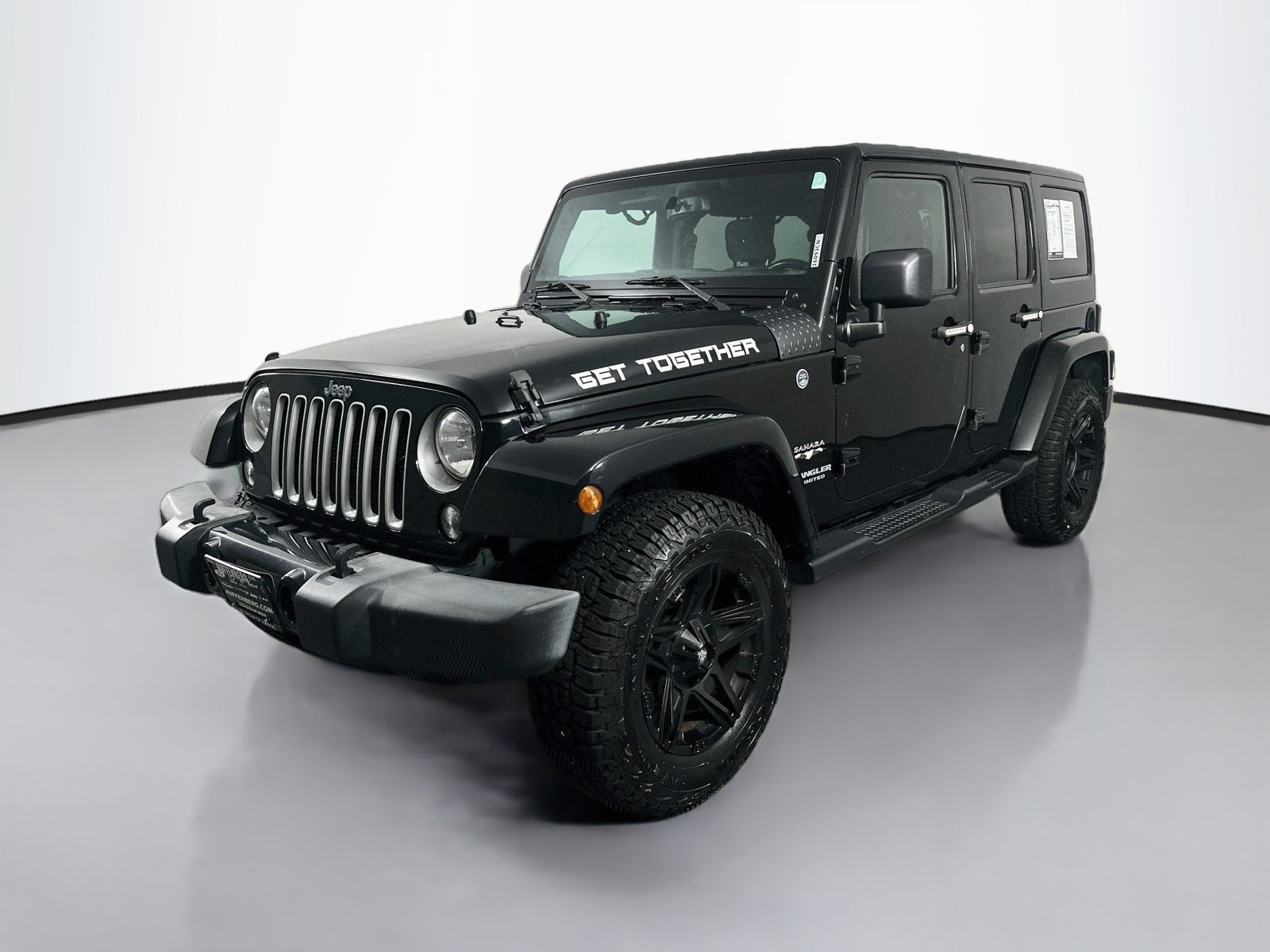 Used 2017 Jeep Wrangler Unlimited Sahara AWD/4WD image 3