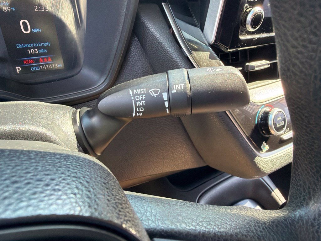 Used 2020 Toyota Corolla LE FWD image 27