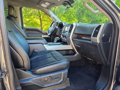 Used 2020 Ford F150 Lariat AWD/4WD image 37