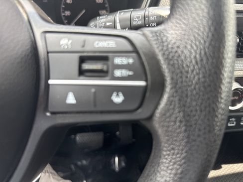 Used 2023 Honda CR-V EX image 16