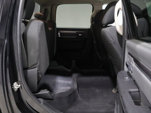 Used 2023 RAM 1500 Classic SLT AWD/4WD image 18