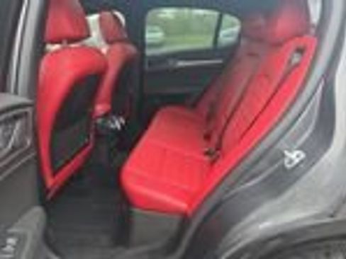 Used 2024 Alfa Romeo Stelvio Veloce AWD/4WD image 14