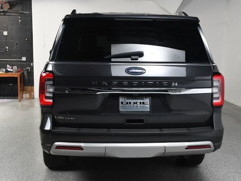 Used 2024 Ford Expedition Limited AWD/4WD image 16