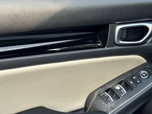 Used 2023 Honda Civic Sport Touring image 12