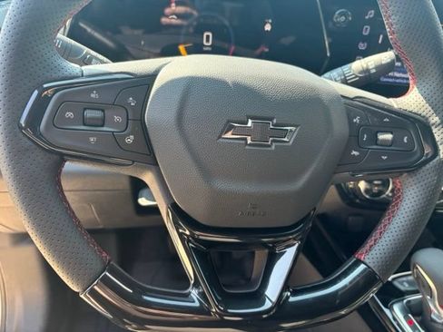 New 2026 Chevrolet Trax RS w/ Sunroof Package FWD image 19