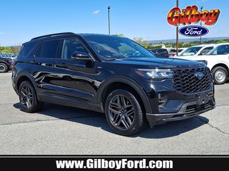 Used 2025 Ford Explorer ST-Line w/ ST-Line Street Pack AWD/4WD video 1