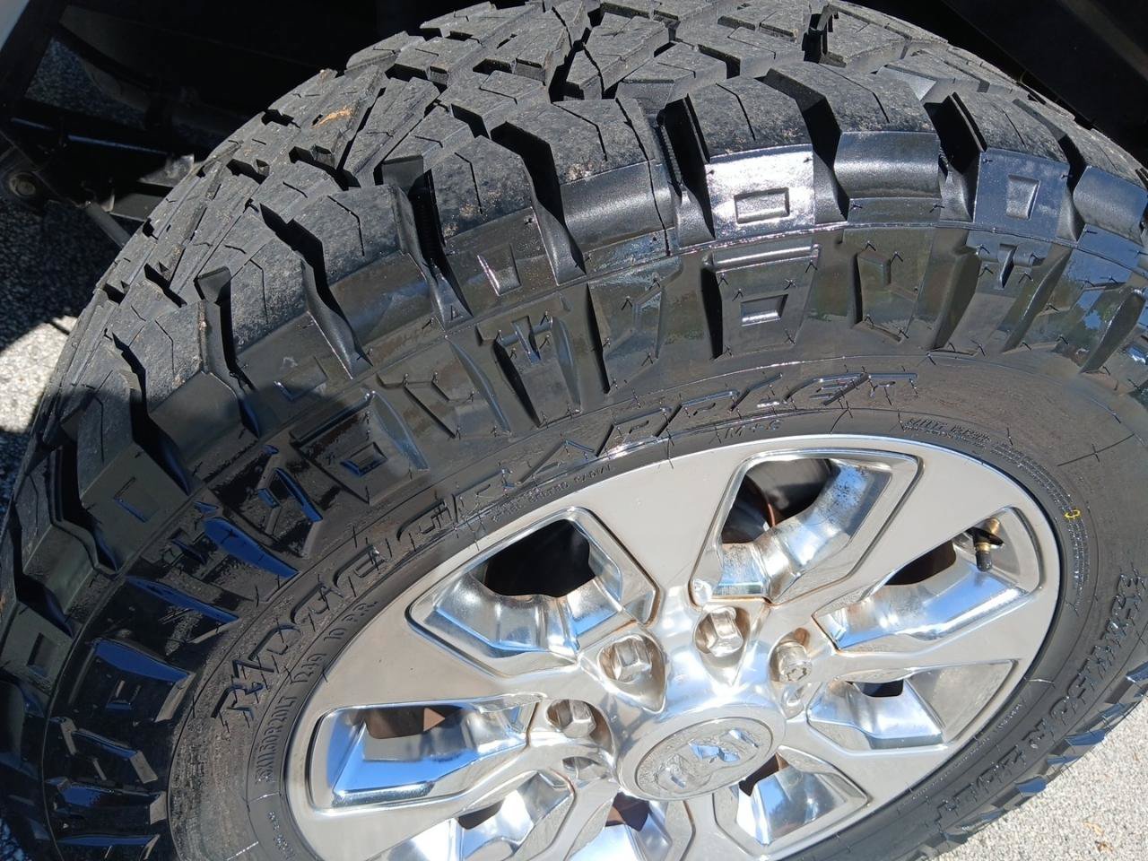Used 2021 RAM 2500 Limited AWD/4WD image 11