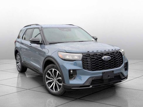 New 2026 Ford Explorer ST-Line RWD image 2