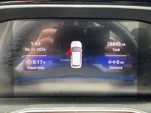 Used 2023 Volkswagen Jetta SE w/ Panoramic Sunroof Package FWD image 15