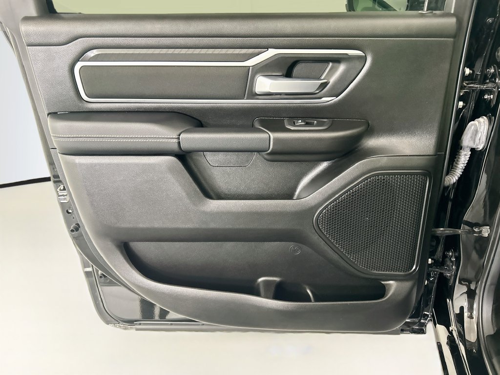 Used 2025 RAM 1500 Big Horn AWD/4WD image 25
