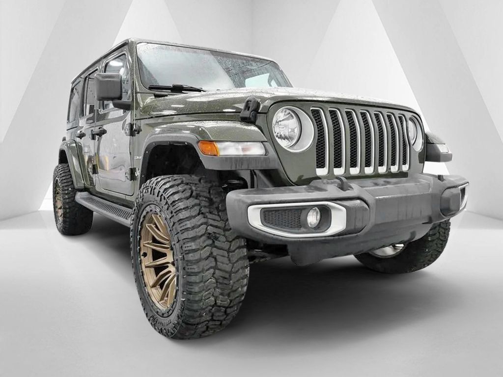 Used 2022 Jeep Wrangler Unlimited Sahara AWD/4WD image 40