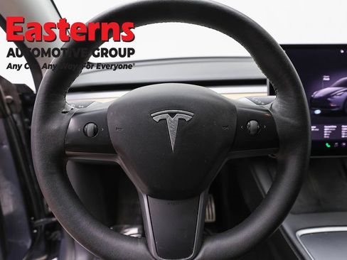 Used 2022 Tesla Model Y Performance AWD/4WD image 10