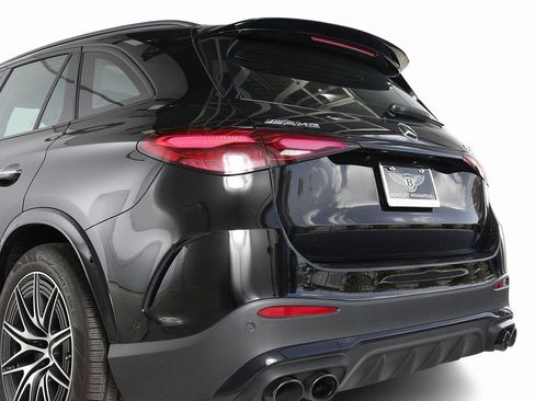 Used 2024 Mercedes-Benz GLC 43 AMG 4MATIC image 8