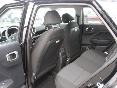 New 2026 Hyundai Venue SE FWD image 14