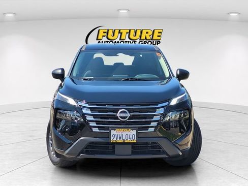 Certified 2026 Nissan Rogue S AWD/4WD image 2