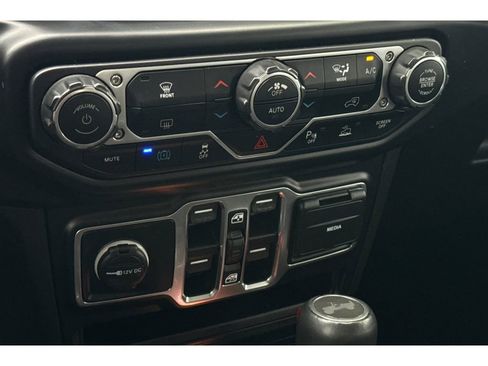 Used 2021 Jeep Wrangler Unlimited Sahara w/ Safety Group image 22