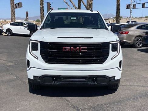Used 2024 GMC Sierra 1500 Elevation AWD/4WD image 3