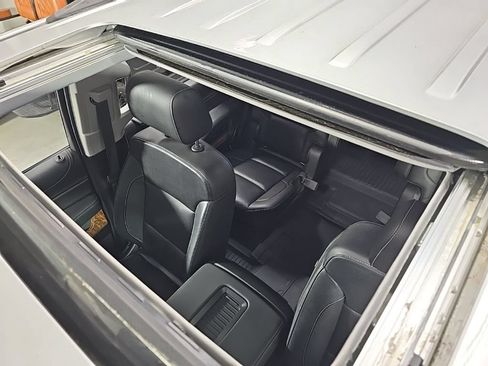 Used 2019 Chevrolet Tahoe Premier AWD/4WD image 29