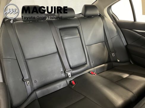 Used 2018 INFINITI Q50 Luxe w/ Cargo Package (L95) AWD/4WD image 35