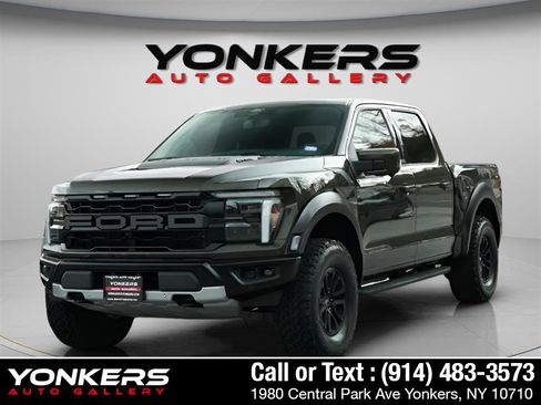 Used 2025 Ford F150 Raptor image 2