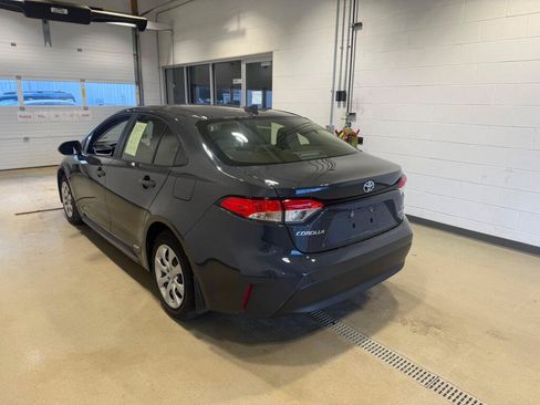 Certified 2024 Toyota Corolla LE AWD/4WD image 3