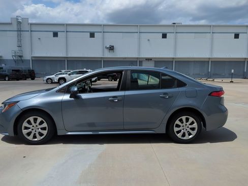 Used 2024 Toyota Corolla LE FWD image 8