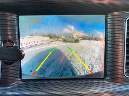 Used 2018 Dodge Charger GT image 28