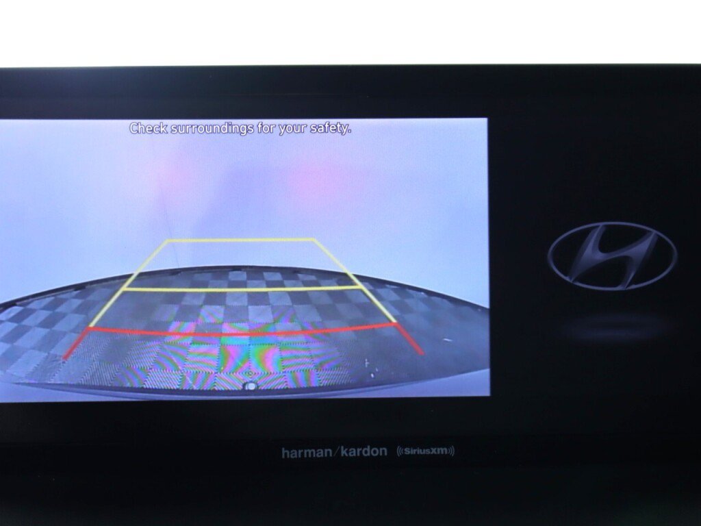 Used 2021 Hyundai Santa Fe SEL w/ Convenience + Premium Package FWD image 20