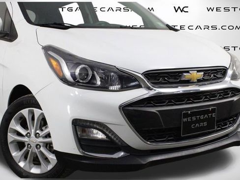 Used 2020 Chevrolet Spark LT image 41