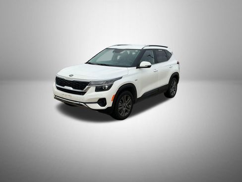 Used 2021 Kia Seltos S image 1