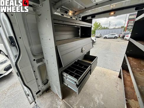 Used 2021 Mercedes-Benz Sprinter 2500 w/ Premium Package image 15