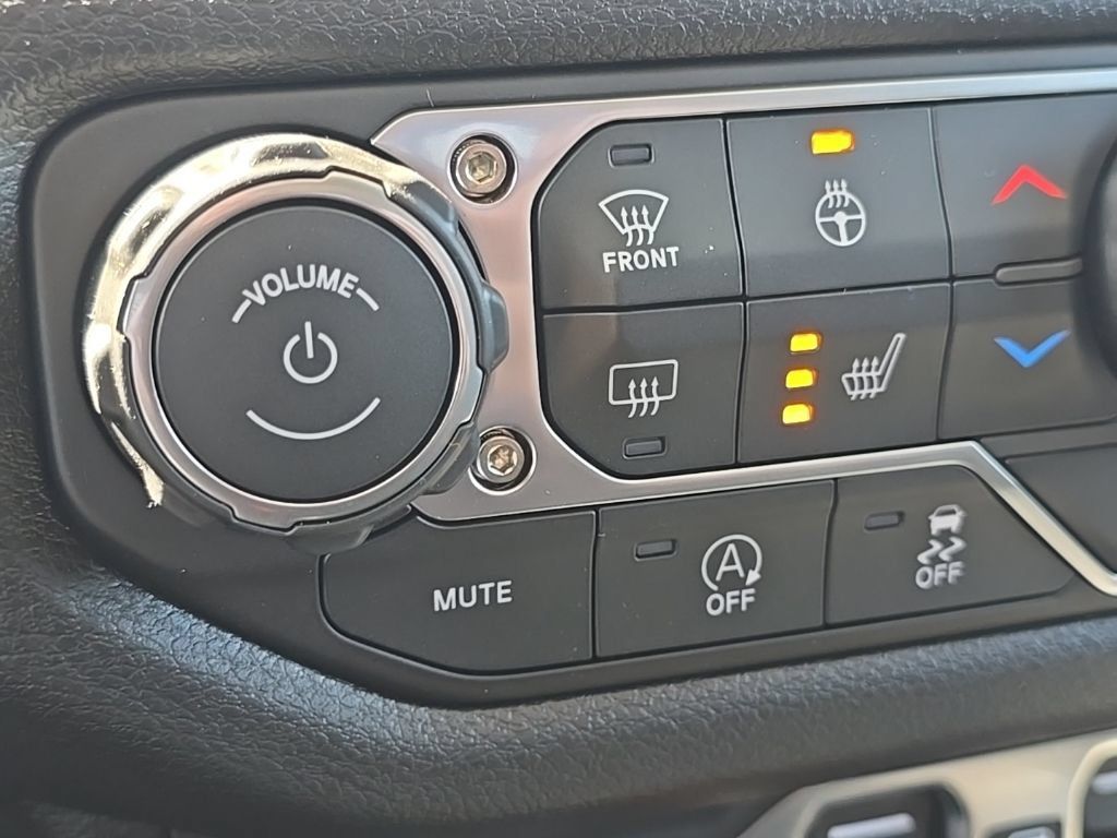 New 2026 Jeep Gladiator Sport AWD/4WD image 38