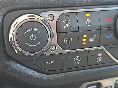 New 2026 Jeep Gladiator Sport AWD/4WD image 38